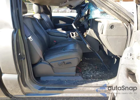 2001 Chevrolet Silverado 2500Hd Ls from USA, damaged, VIN 1GCHK24151E293748